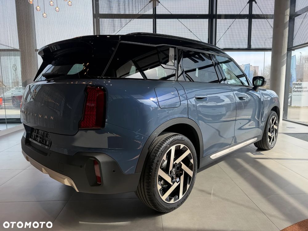 MINI Countryman C Favoured Trim - 6