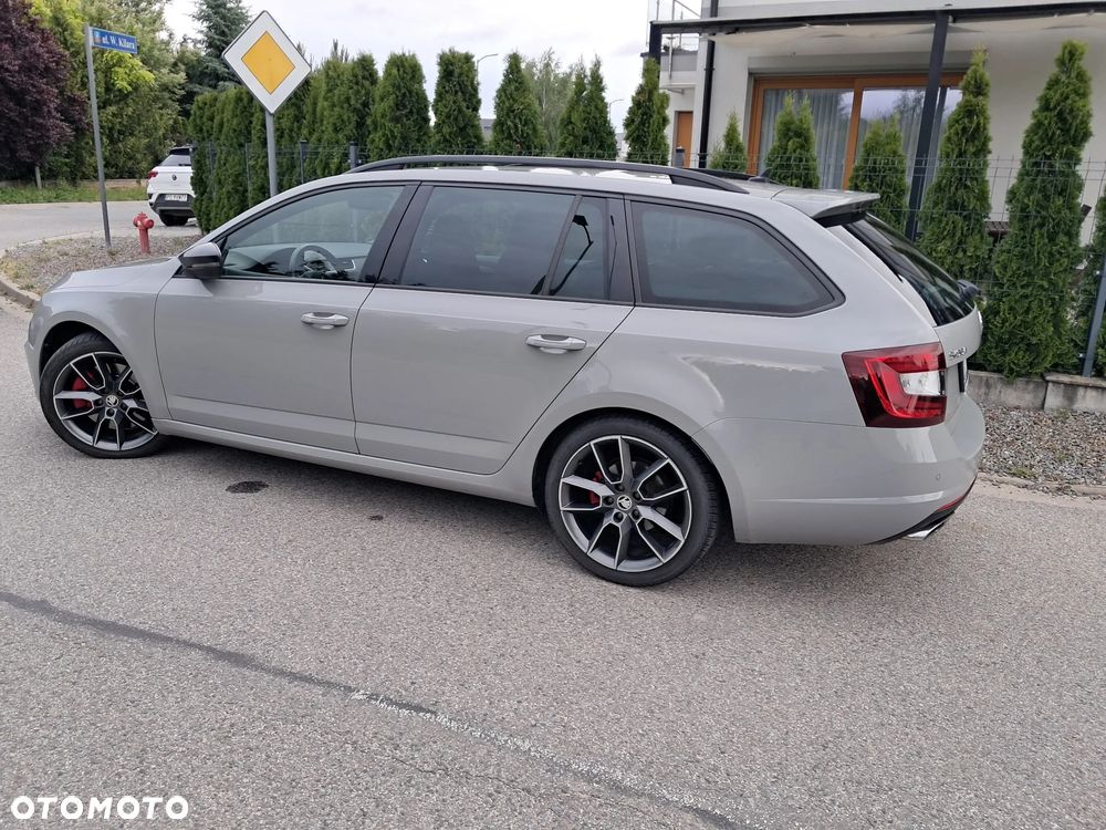 Skoda Octavia 2.0 TSI RS 230 - 5
