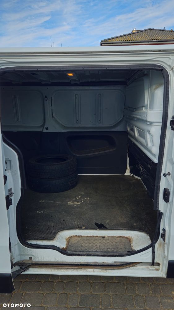 Renault Trafic - 15