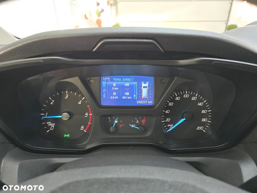 Ford TRANSIT 350-170 IZOTERMA WINDA 750Kg 48 Tyś Km SERWIS ASO FORD DO OSTATNIEGO Km SALON PL STAN JAK NOWY TEMPOMAT KLIMA ELKTRYKA ASYSTEN KIEROWCY WZMOCNIONE TYLNE ZAWIESZENIE RESOR + PODUSZKI PNEŁMATYCZNE - 3