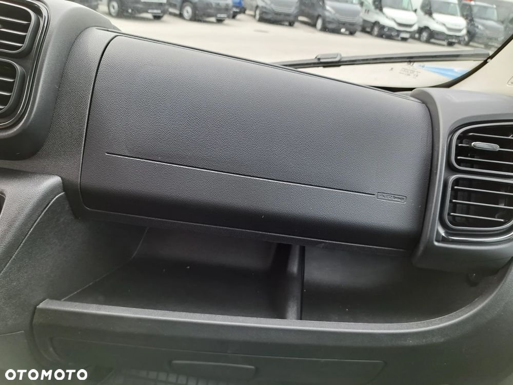 Fiat Ducato skrzynia fabryczna 4.2m  Dostępna od ręki!! - 30