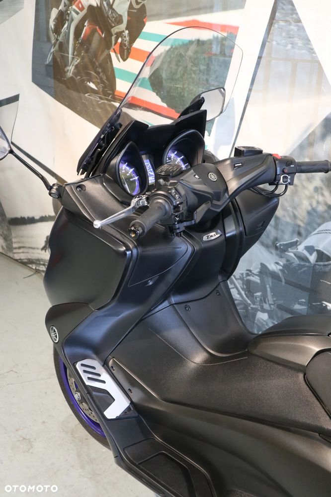 Yamaha Tmax - 7