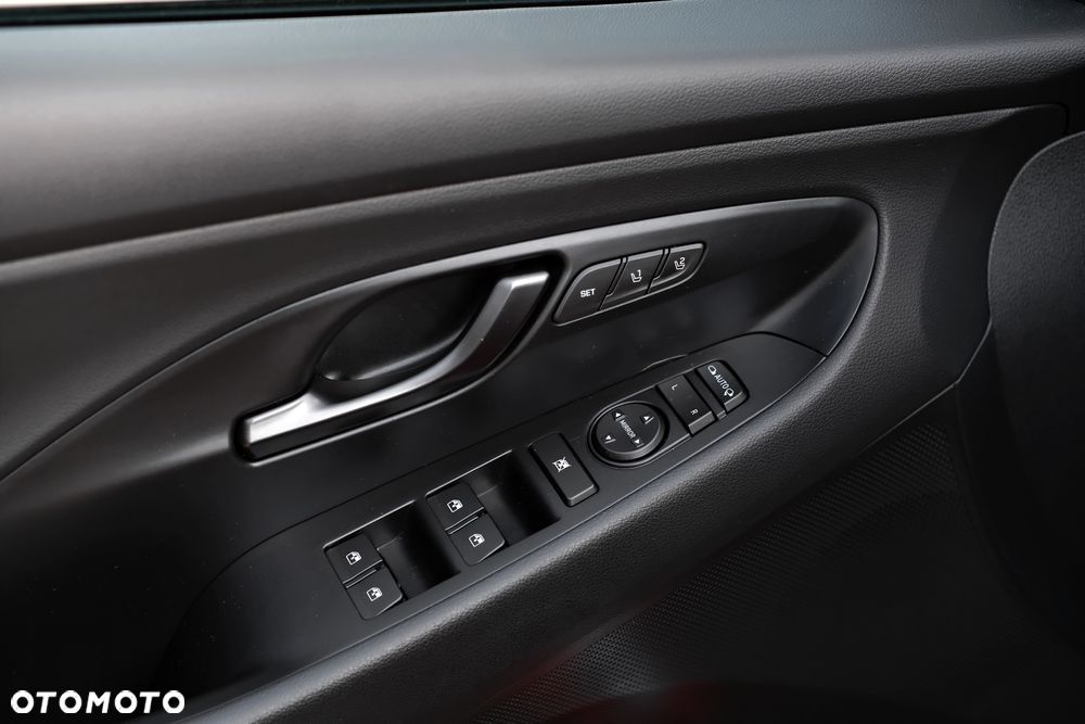 Hyundai i30 N 2.0 T-GDI Performance DCT - 17