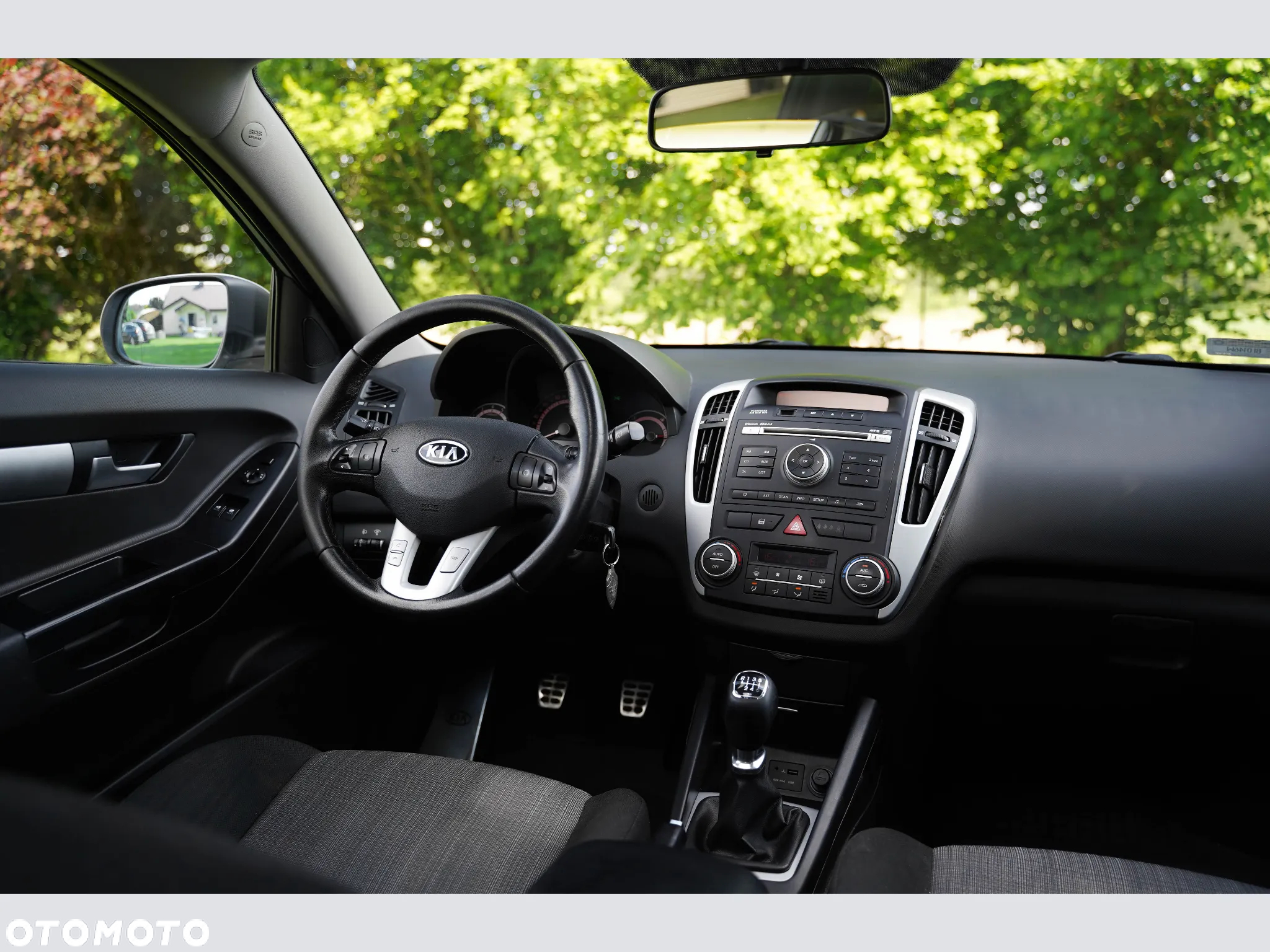 Kia ProCeed - 15