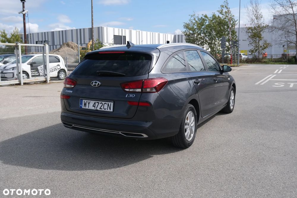 Hyundai i30 1.5 DPI Modern - 5