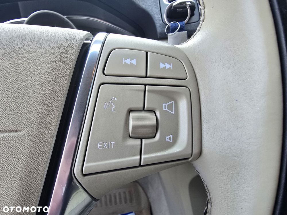 Volvo XC 70 - 13