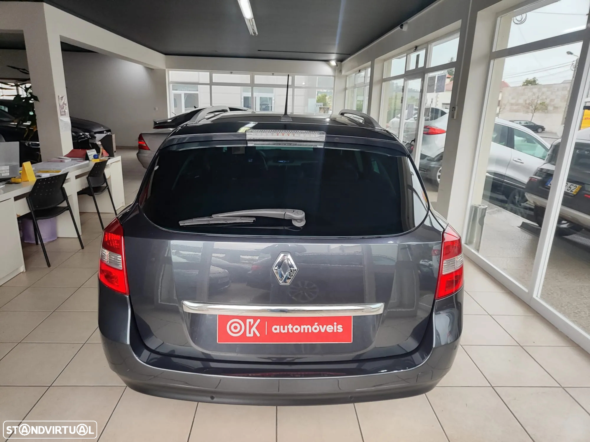 Renault Laguna Break 1.5 dCi Dynamique S - 10