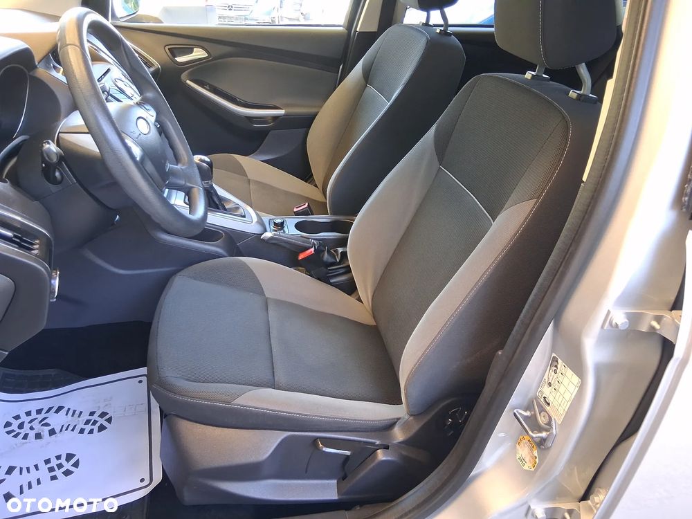 Ford Focus - 16