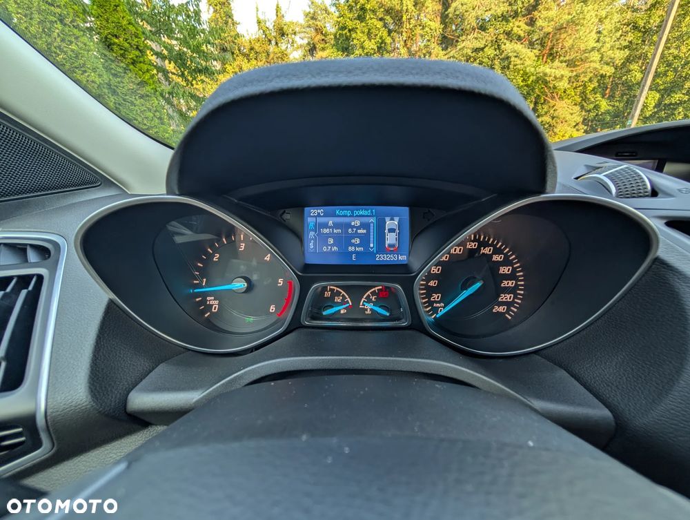 Ford Kuga 2.0 TDCi AWD Edition - 37