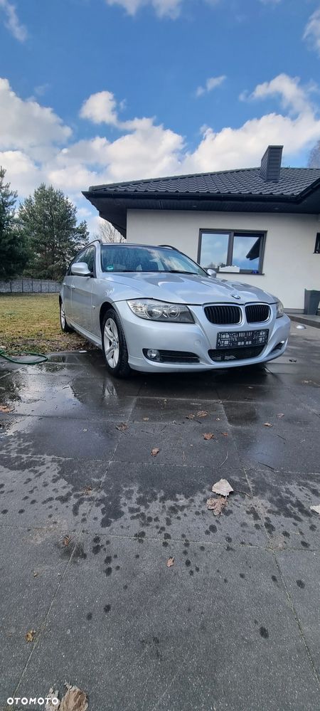 BMW Seria 3 318i - 2