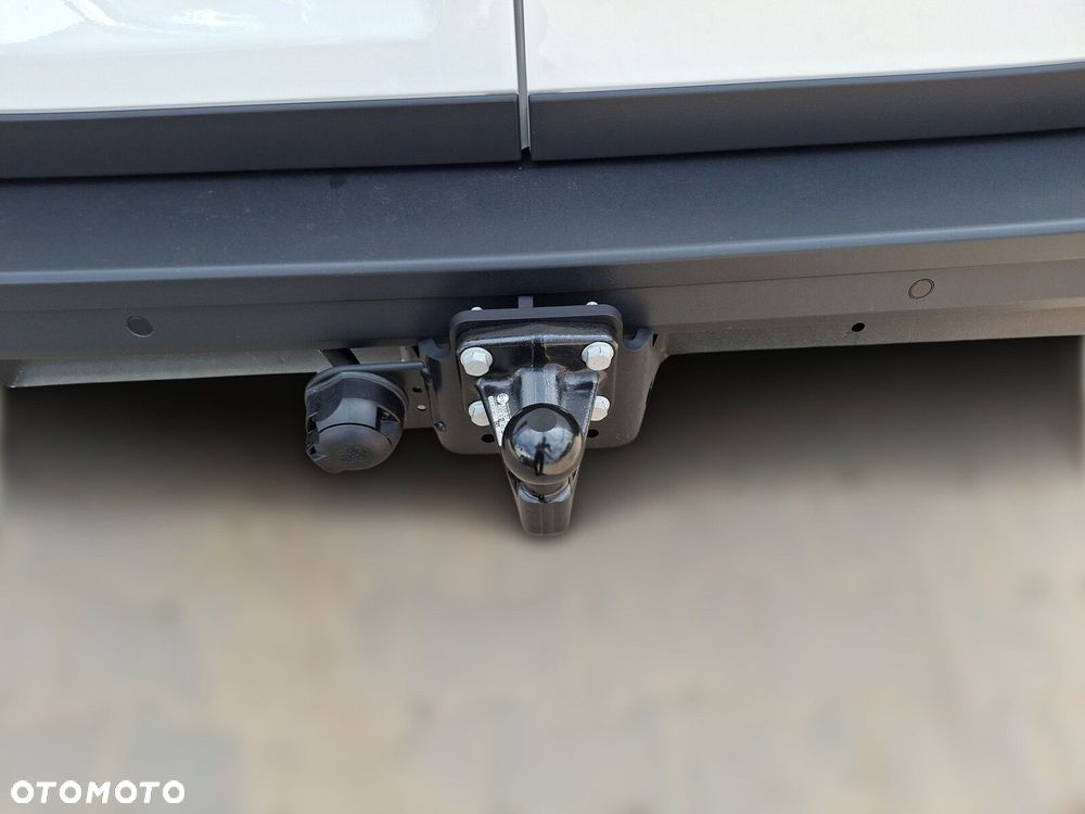Volkswagen Crafter 35 furgon 140KM 3640 - 16