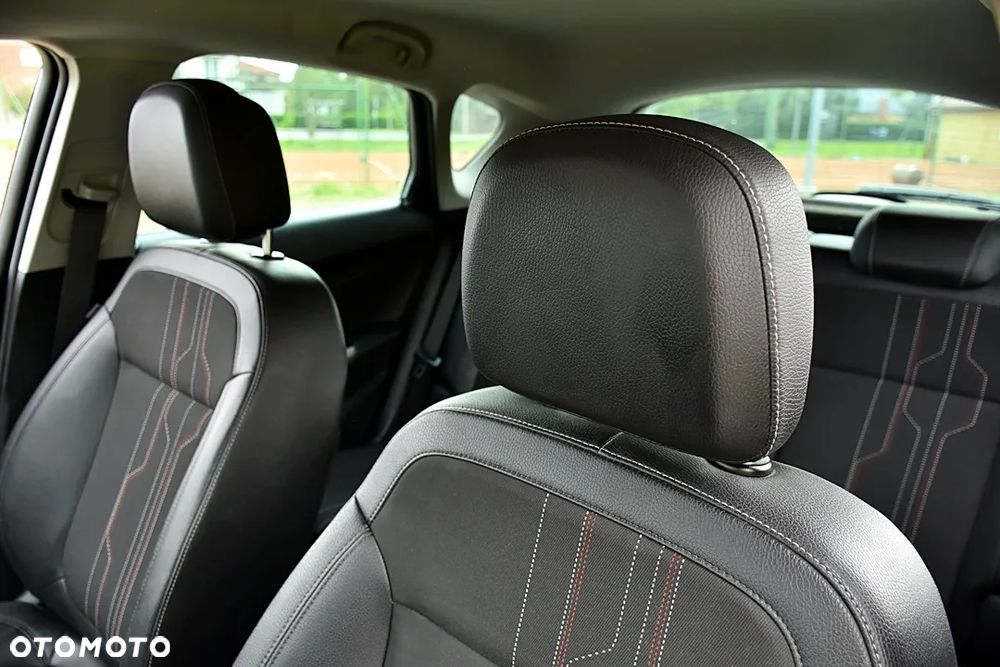 Opel Astra 1.4 Turbo Active - 32