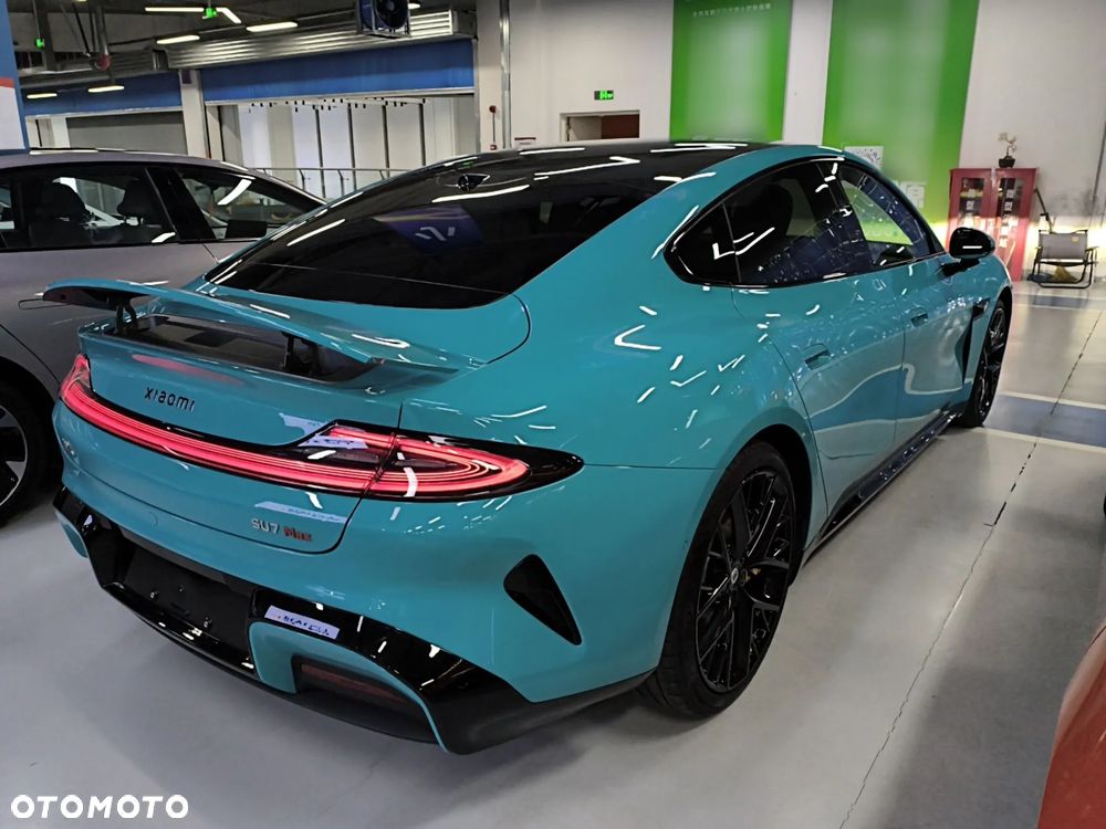 Xiaomi SU7 - 6