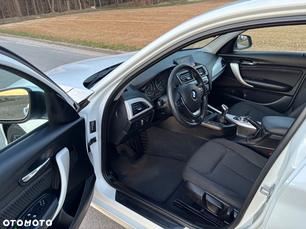 BMW Seria 1 - 17