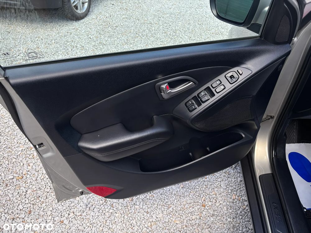 Hyundai ix35 2.0 4WD Automatik Premium - 17