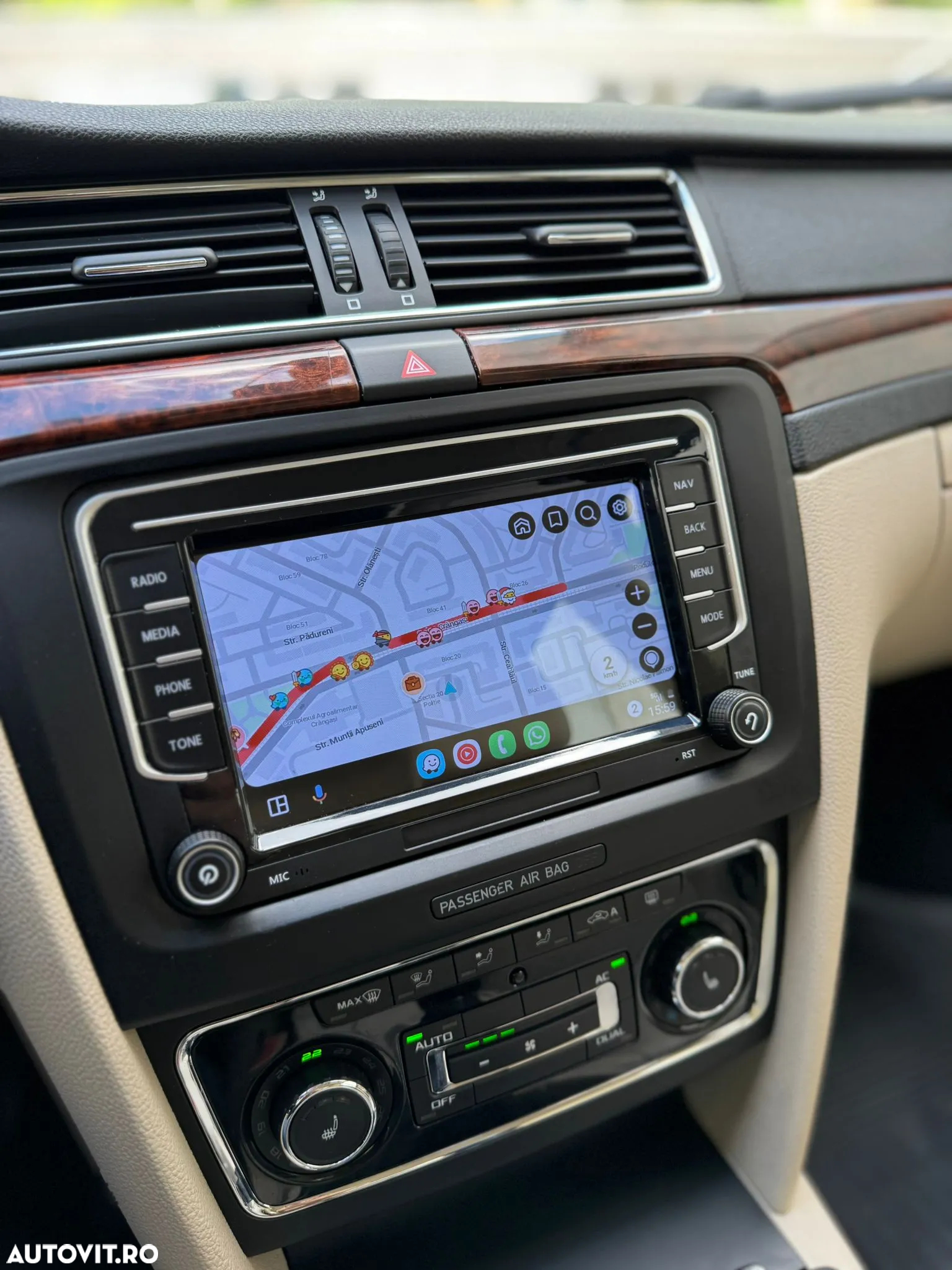 Skoda Superb 2.0 TDI 4x4 Elegance - 3