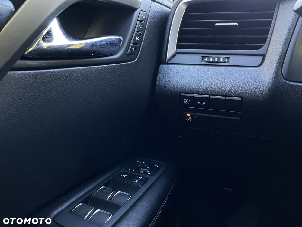 Lexus RX 450h F-Impression - 35