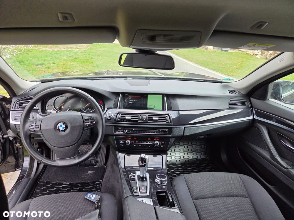 BMW Seria 5 535d xDrive - 6