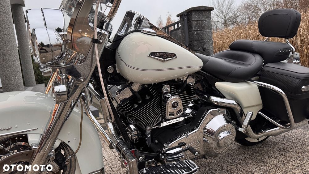 Harley-Davidson Touring Road King - 9