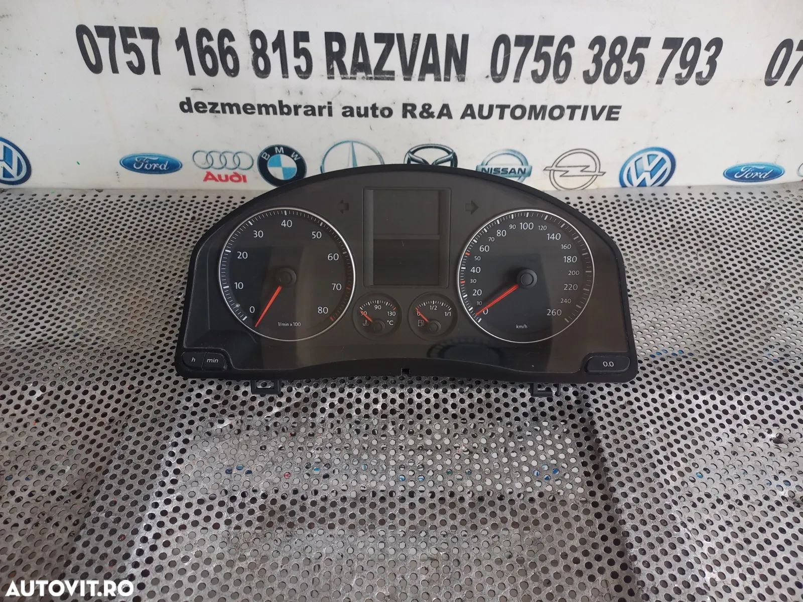 Ceasuri Bord Vw Golf 5 Jetta Benzina Cod 1KA - 1