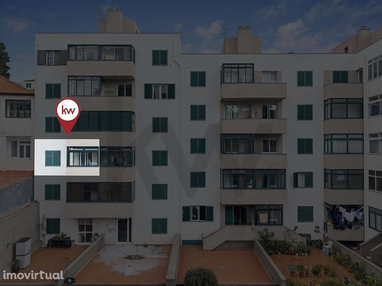 Apartamento T2 remodelado com varanda vista jardim no Centro do Funcha - Grande imagem: 2/40