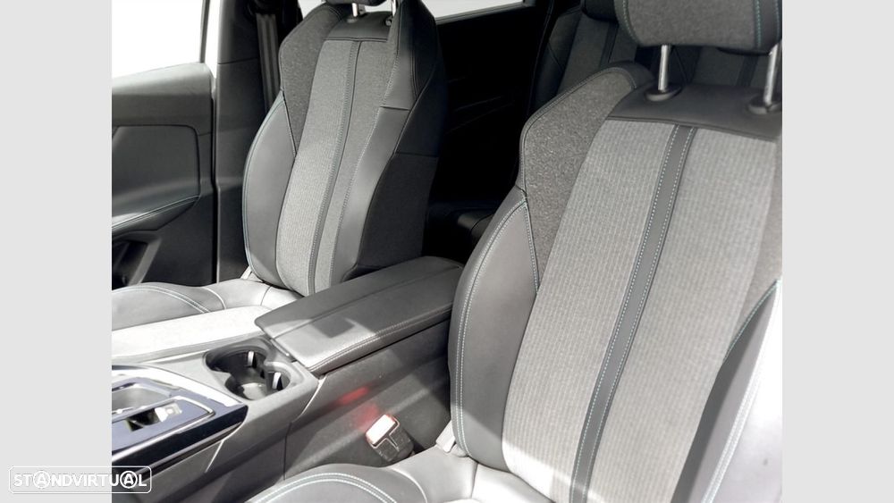 Peugeot 5008 1.5 BlueHDi Allure EAT8 - 13