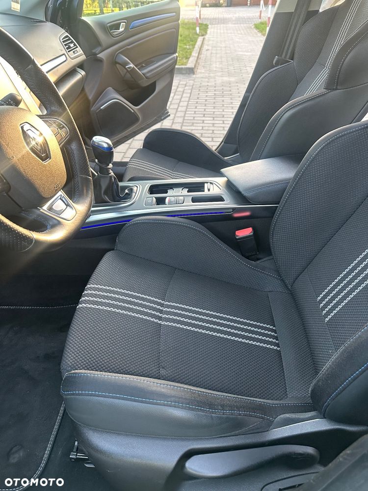 Renault Megane BLUE dCi 115 GT LINE - 28