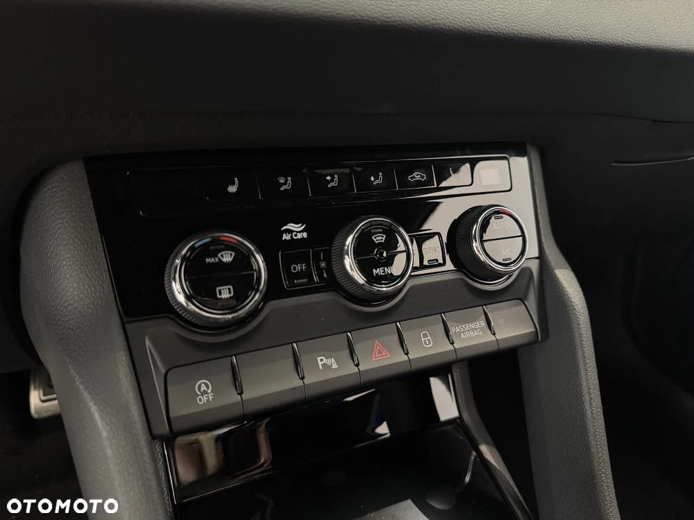 Skoda Karoq 1.5 TSI ACT Sportline DSG - 22