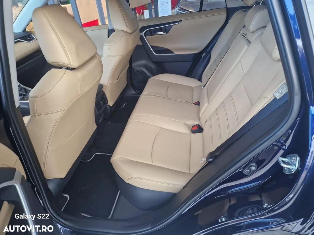 Toyota RAV4 - 20