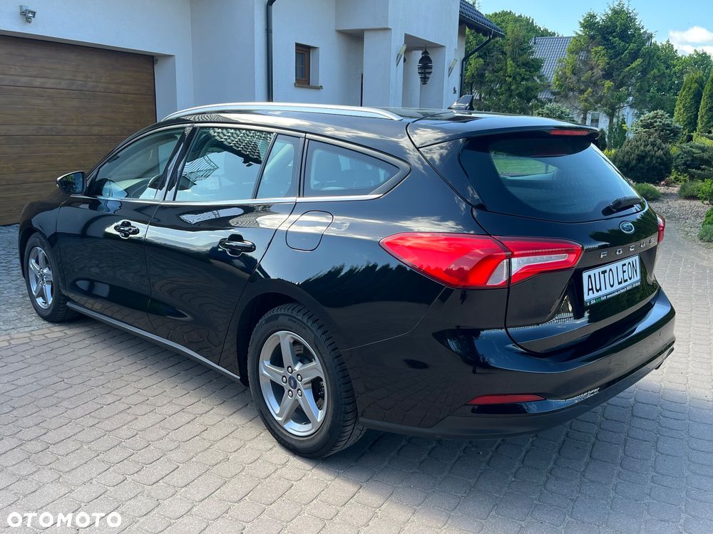 Ford Focus - 12