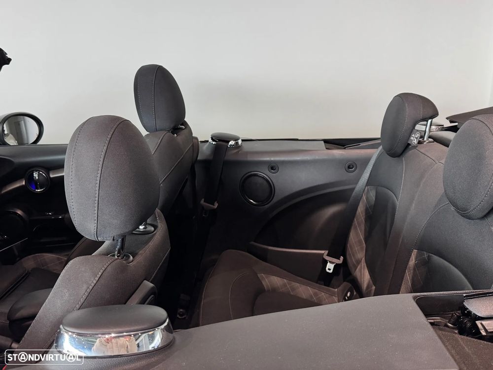 MINI Cabrio Cooper D - 22