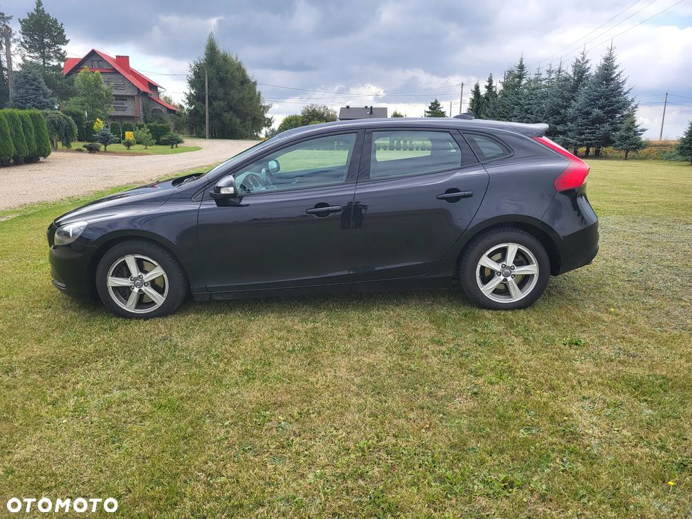 Volvo V40 D3 Kinetic - 8