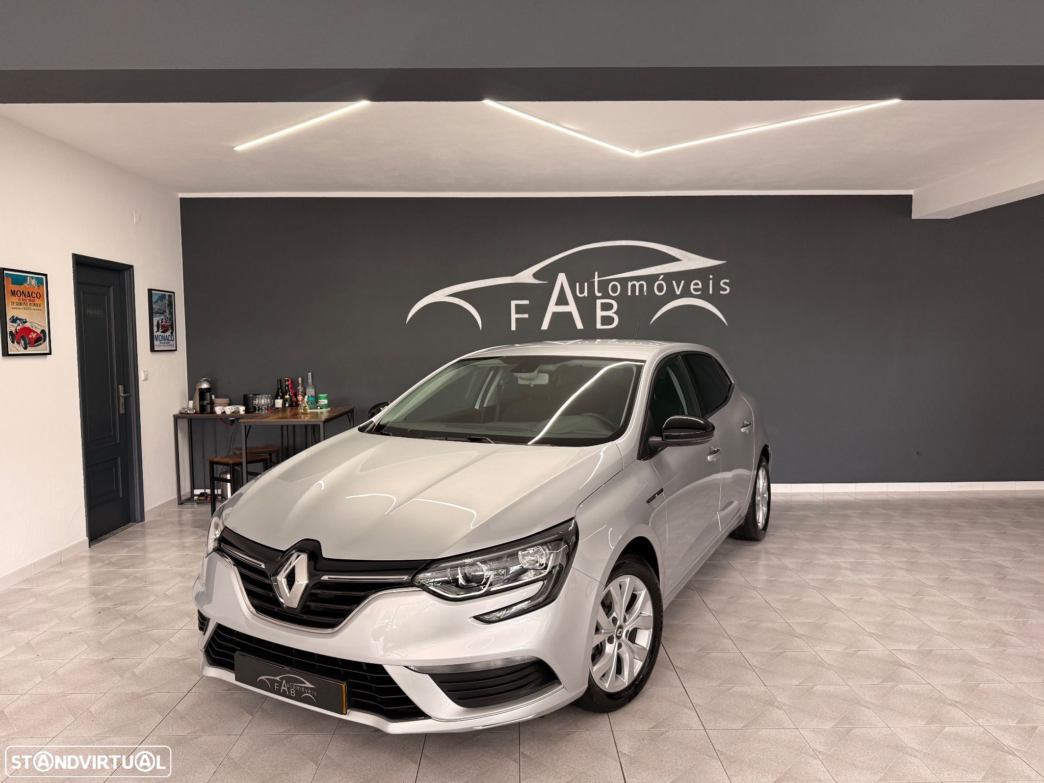 Renault Mégane 1.5 Blue dCi Limited - 1