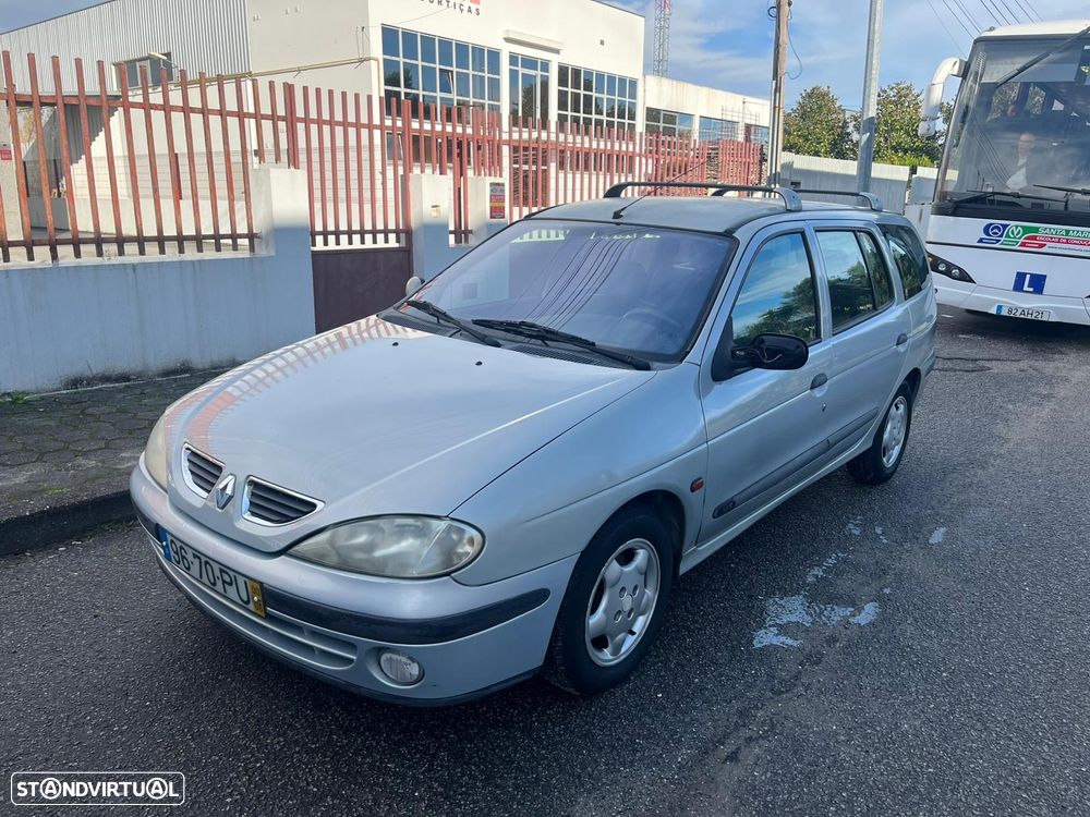 Renault Mégane Break 1.4 16V Authentique - 4