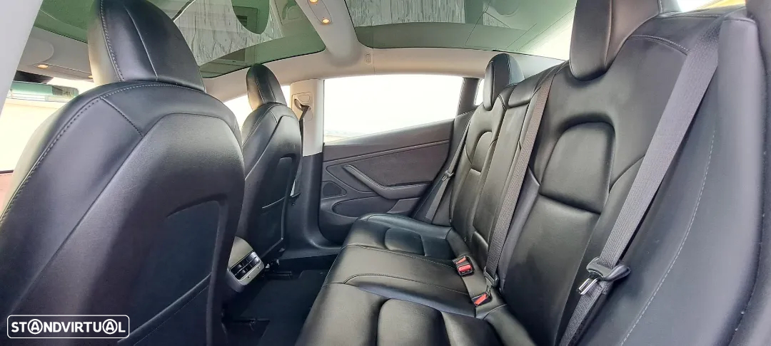 Tesla Model 3 Long-Range Dual Motor AWD - 29