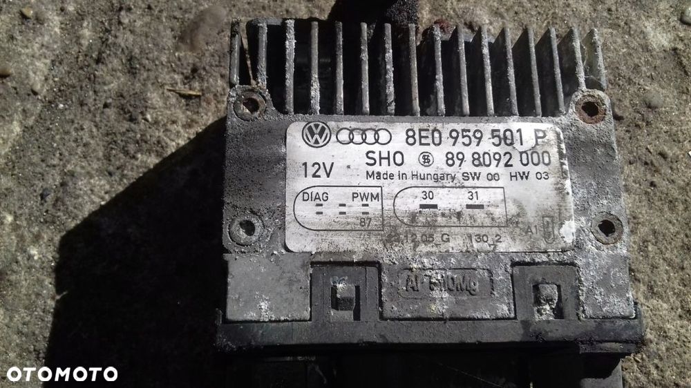 AUDI A4 B6 B7 STEROWNIK WENTYLATORÓW 8E0959501P - 2