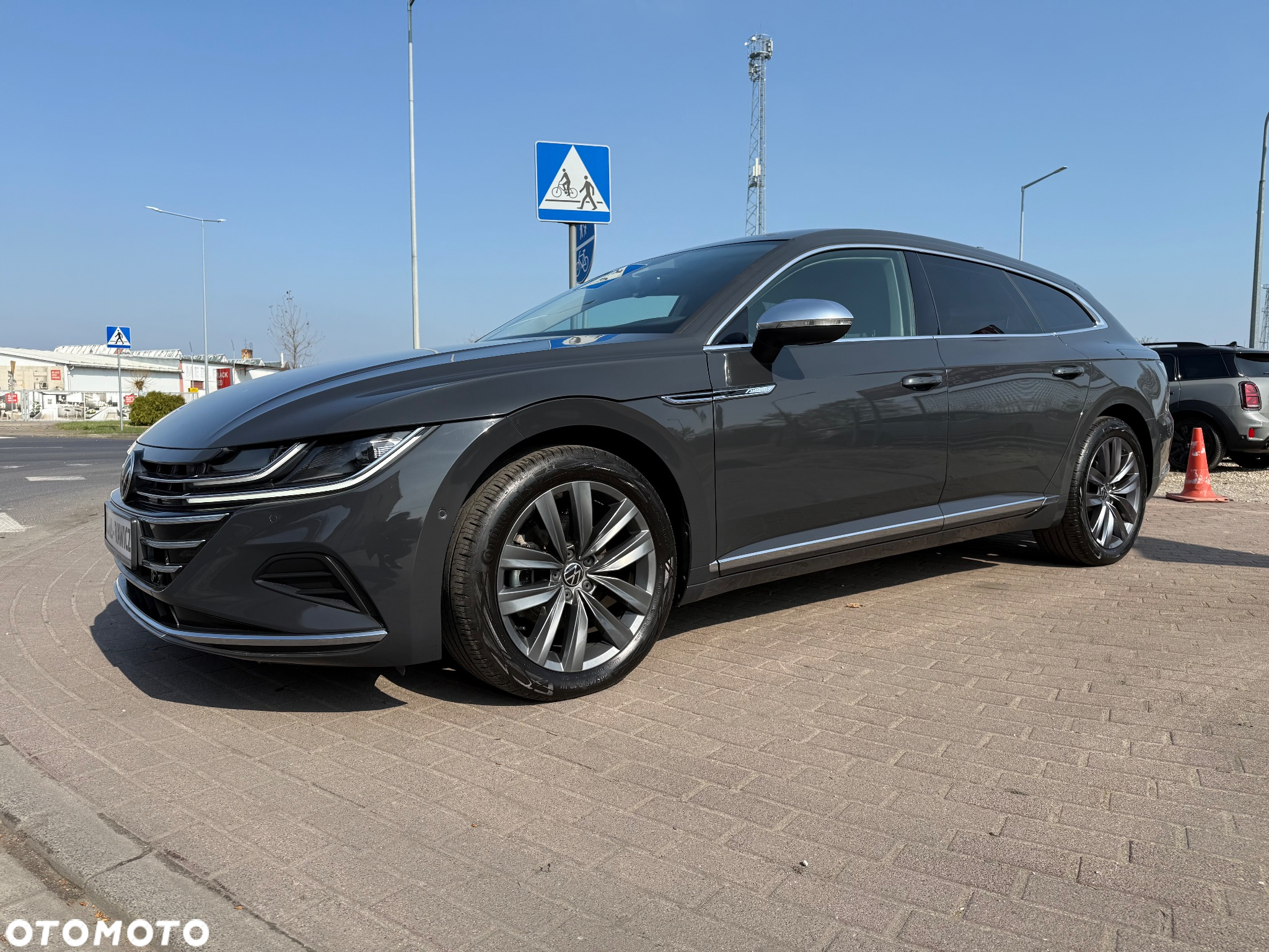 Volkswagen Arteon Shooting Brake 2.0 TDI SCR DSG Elegance - 32