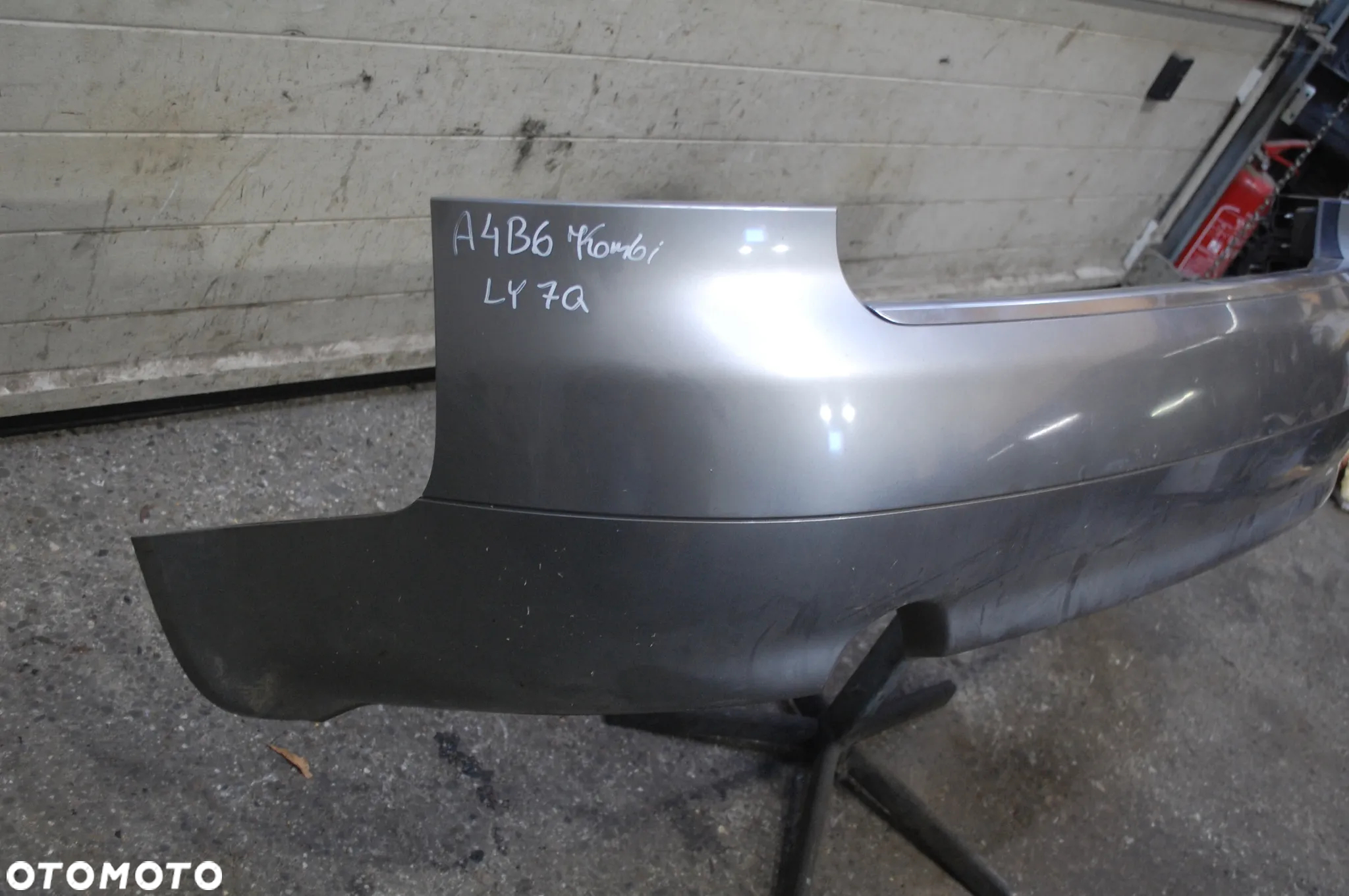ZDERZAK TYŁ TYLNY AUDI A4 B6 KOMBI LY9B/ LZ5L/ LY7Q/ LY7W/ LY1X - 24