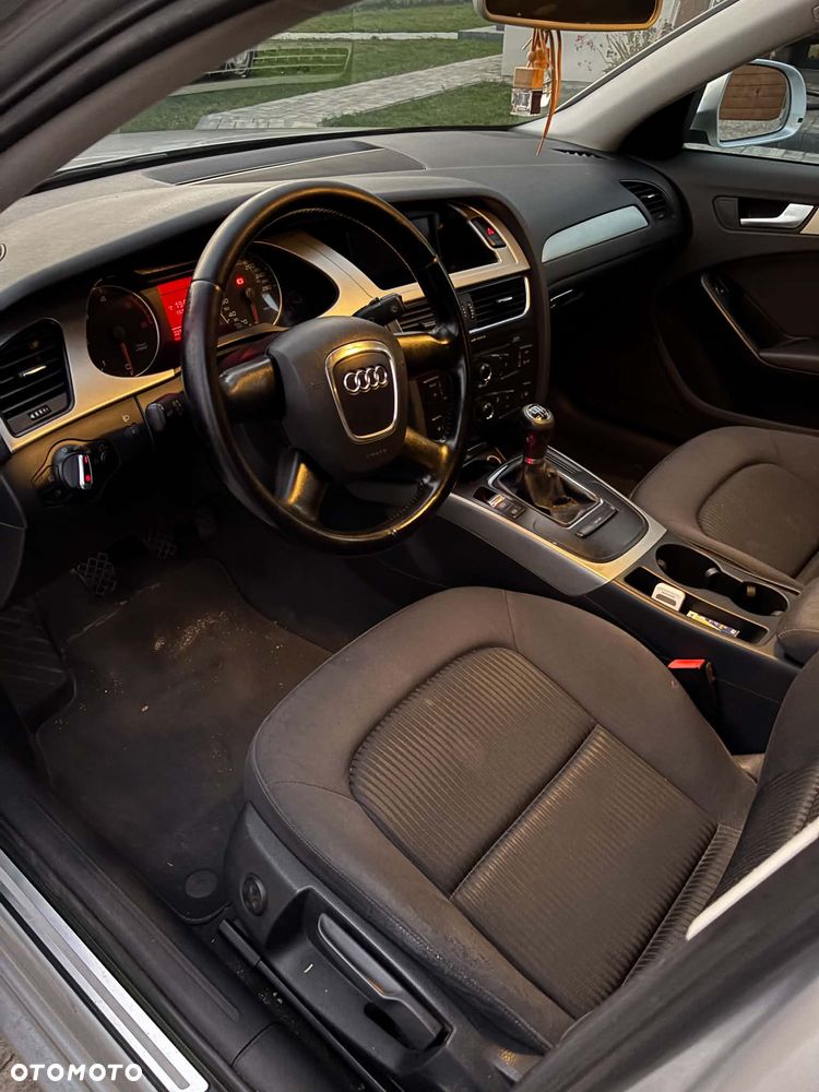 Audi A4 Limousine 2.0 TDI - 5