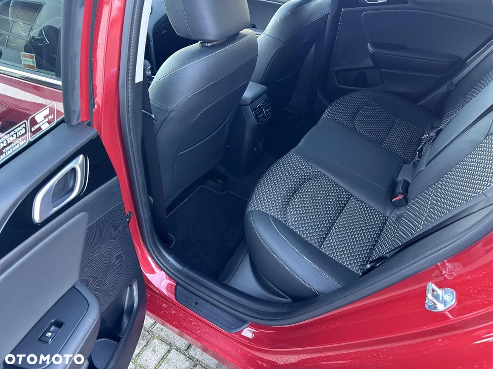 Kia Ceed 1.5 T-GDI Tribute DCT - 13