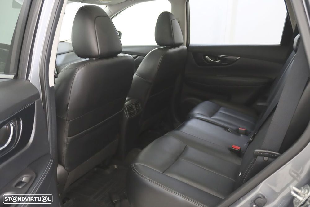 Nissan X-Trail 1.7 dCi Bussiness Edition 7L - 8