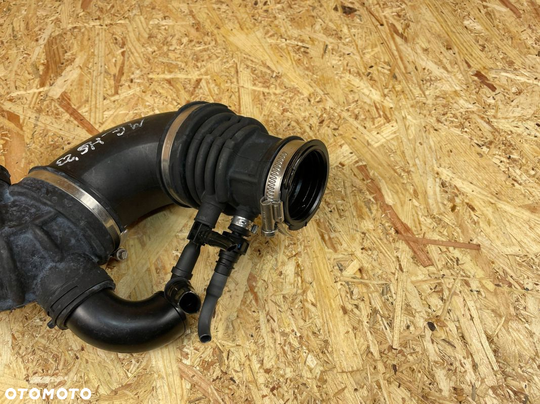 WLOT RURA PRZEWÓD POWIETRZA MG HS EHS 1.5T 10428617 10297049 2020- - 9