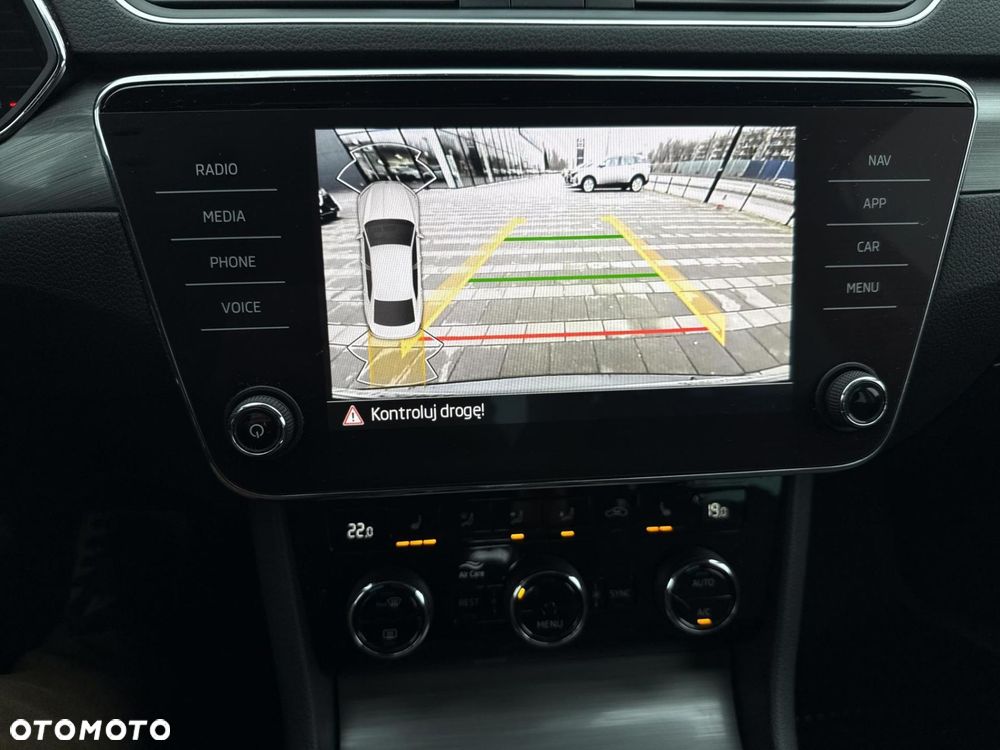 Skoda Superb 2.0 TSI Style DSG - 17