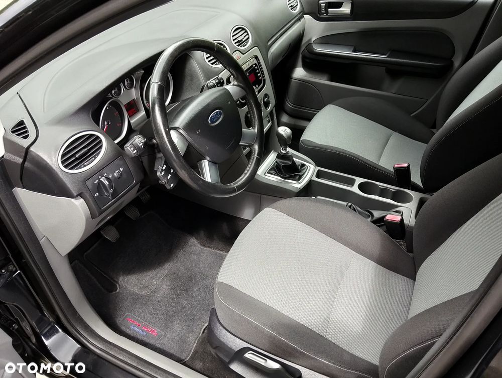 Ford Focus - 14