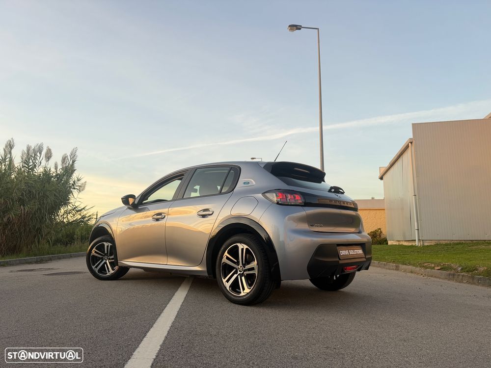 Peugeot e-208 50 kWh Active Pack - 7