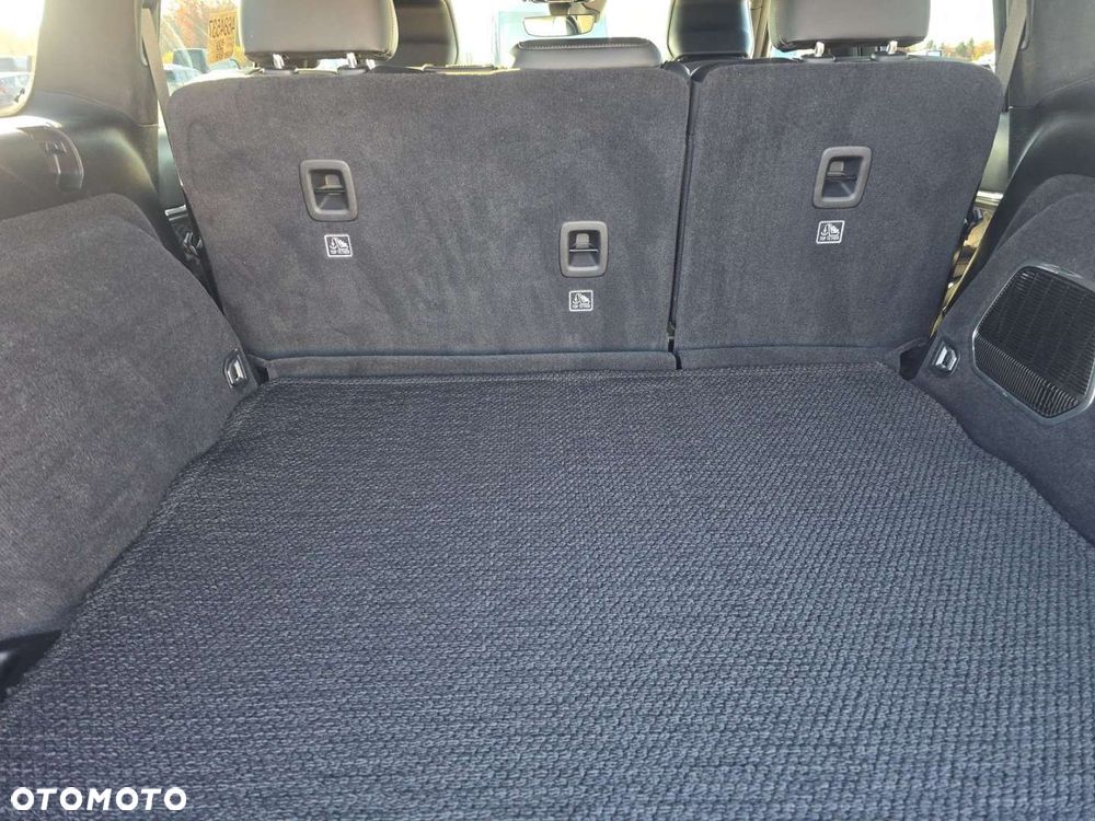 Jeep Grand Cherokee - 13