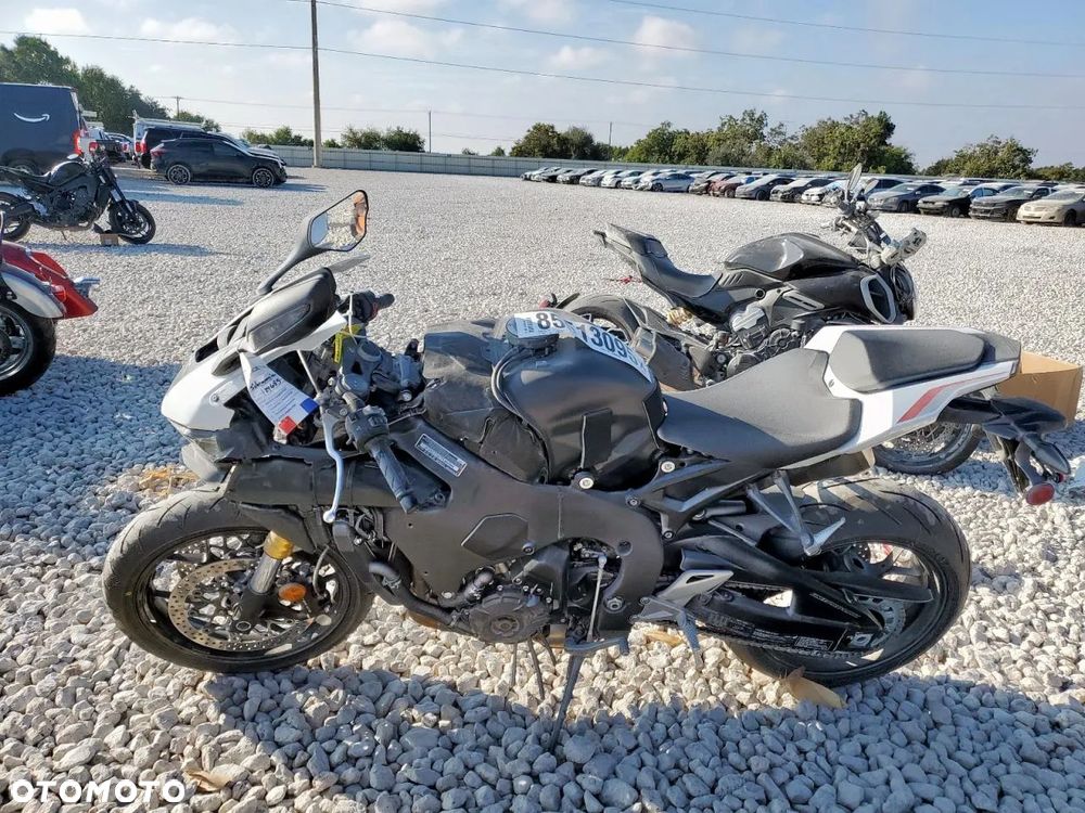 Honda CBR - 8