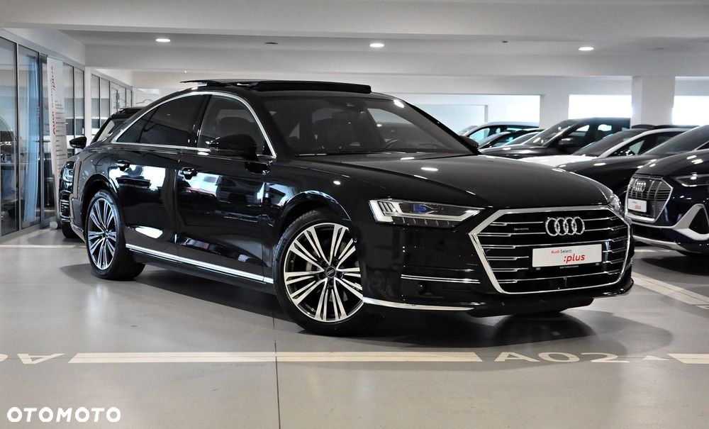 Audi A8 - 4