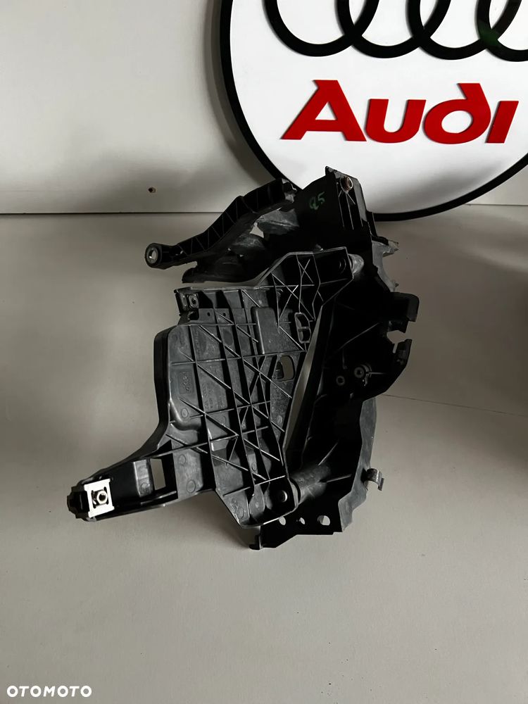 ŚLIZG MOCOWANIE REFLEKTORA AUDI Q5 PRAWY LEWY 8R 8R0941453A 8R0941454A - 2