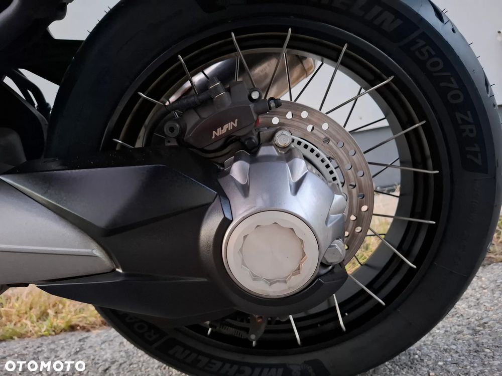 Honda VFR - 26
